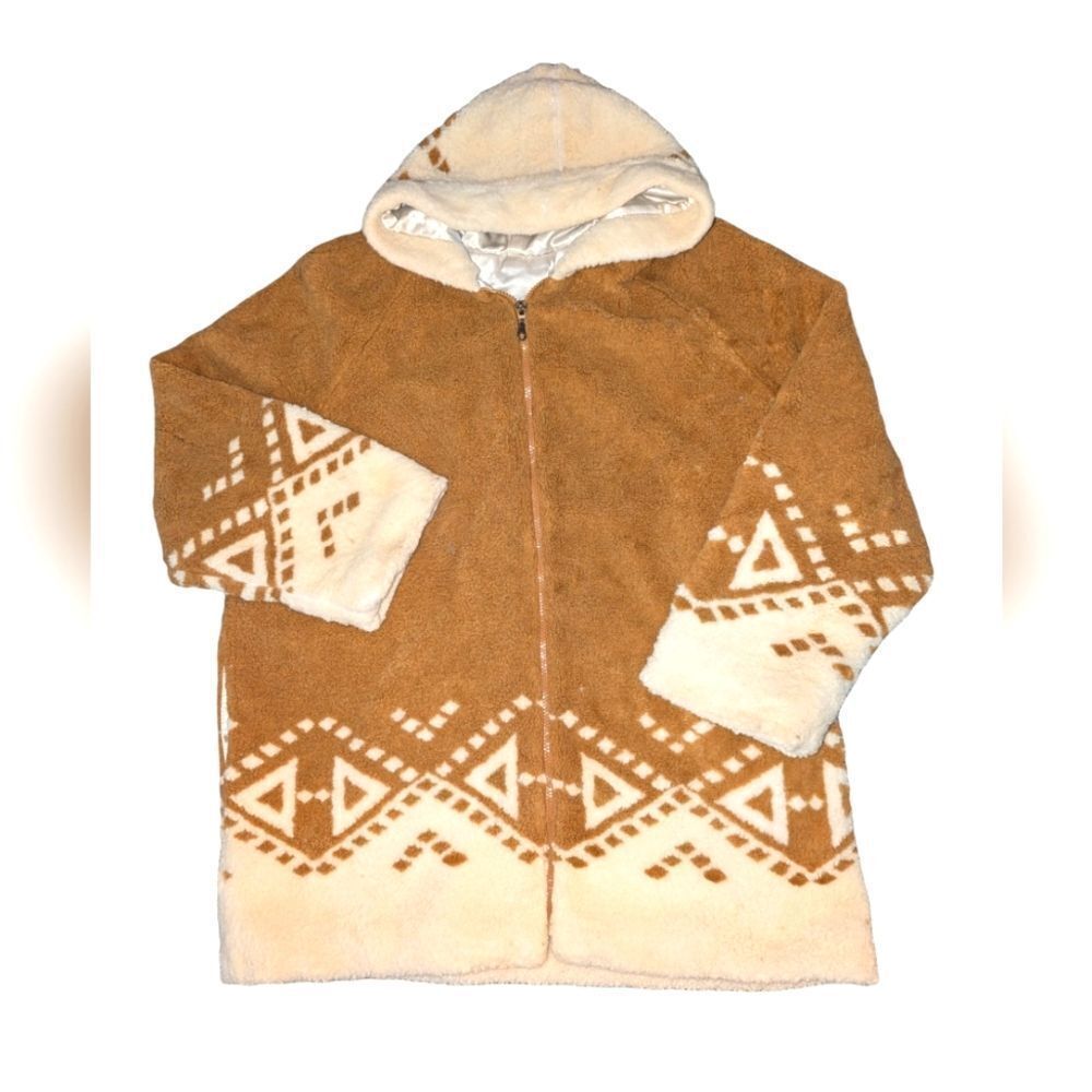 Women's vintage tan and‎ white fleece jacket size large boho